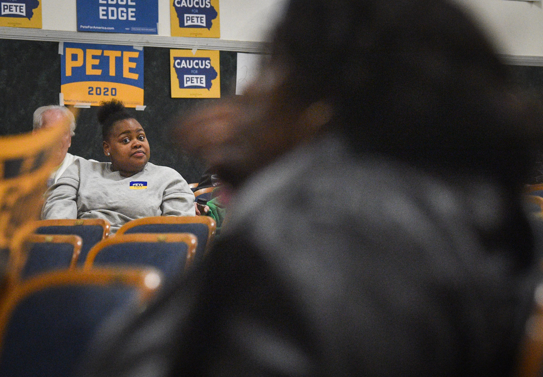 020420-ia-caucus-mm-012.jpg